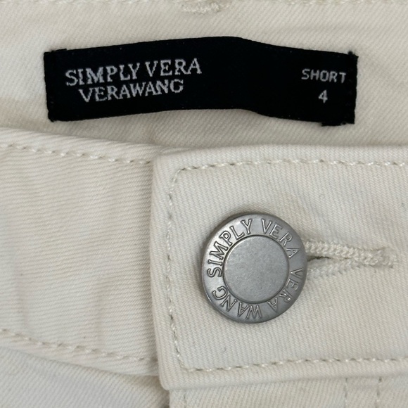 Women's Simply Vera Vera Wang 4 Small Shorts White Jeans Stretch Denim NWT - Picture 7 of 9
